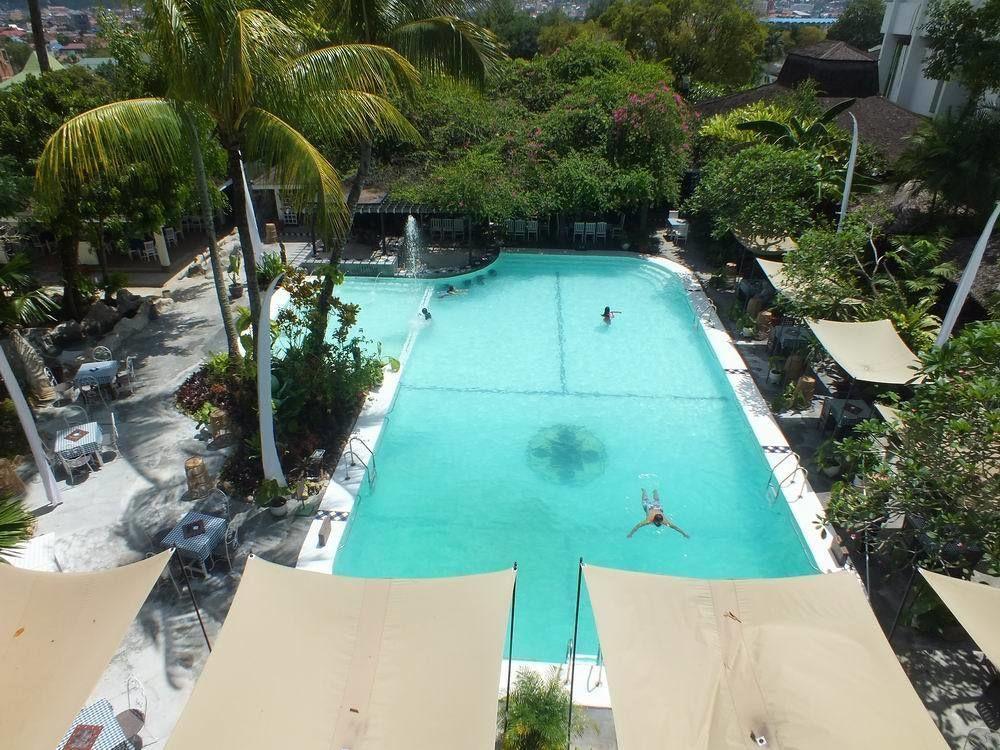 Mesra Business & Resort Hotel Samarinda Eksteriør bilde