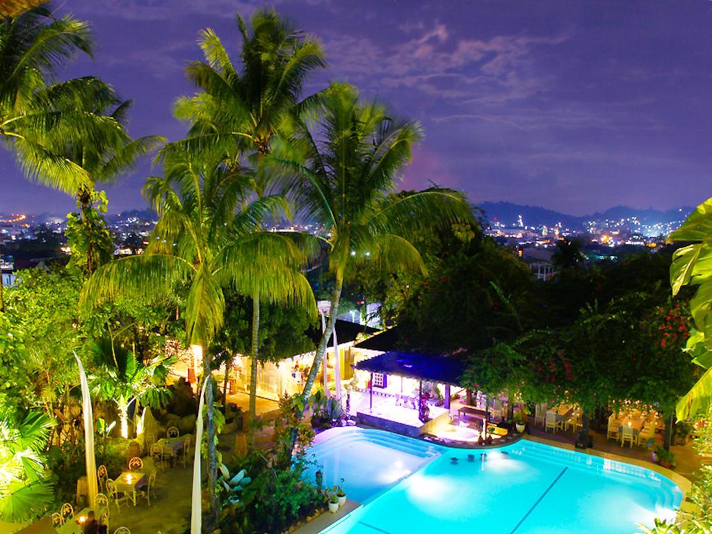 Mesra Business & Resort Hotel Samarinda Eksteriør bilde