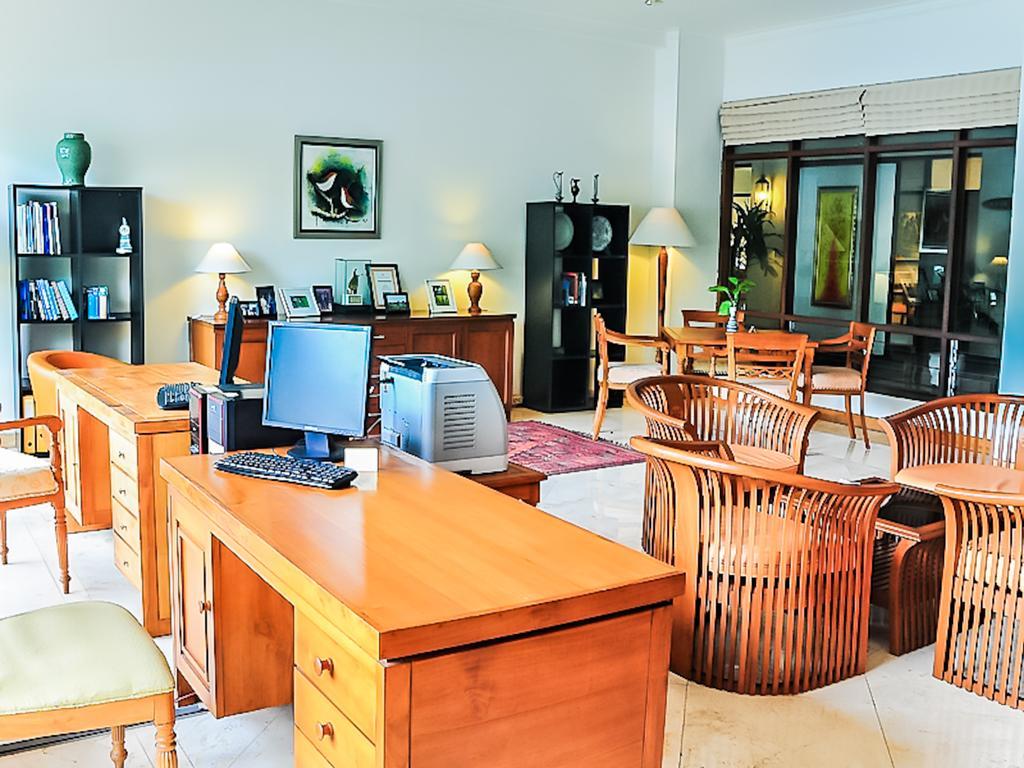 Mesra Business & Resort Hotel Samarinda Eksteriør bilde