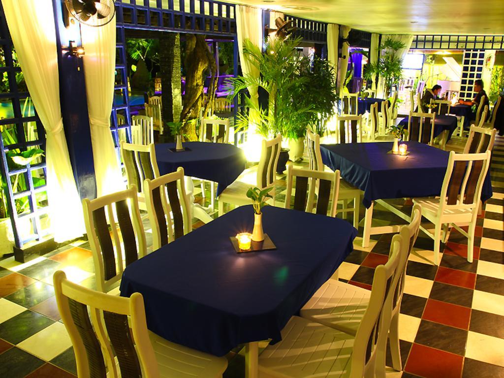 Mesra Business & Resort Hotel Samarinda Eksteriør bilde
