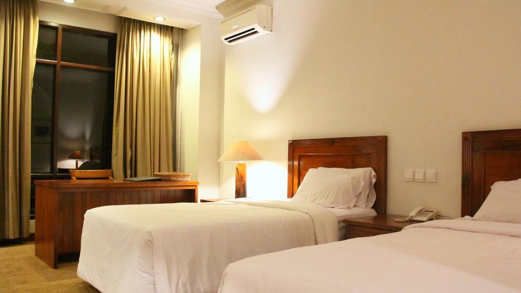 Mesra Business & Resort Hotel Samarinda Eksteriør bilde