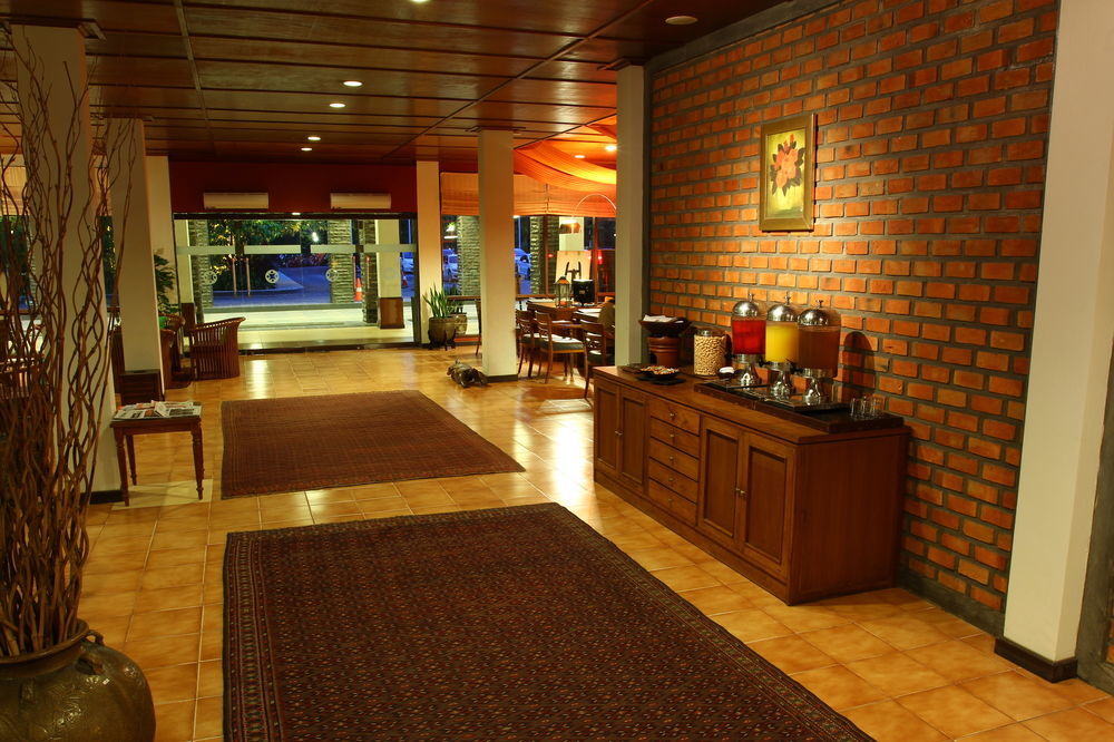 Mesra Business & Resort Hotel Samarinda Eksteriør bilde
