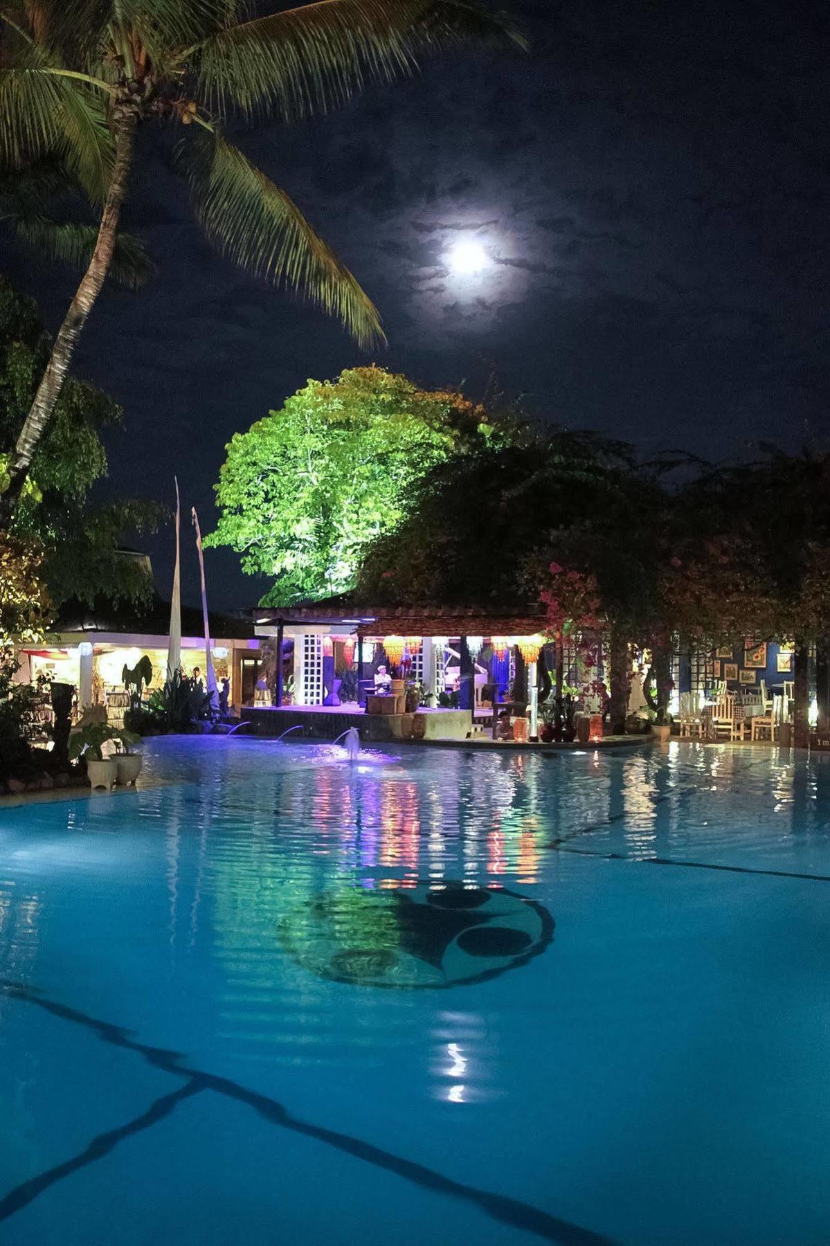 Mesra Business & Resort Hotel Samarinda Eksteriør bilde