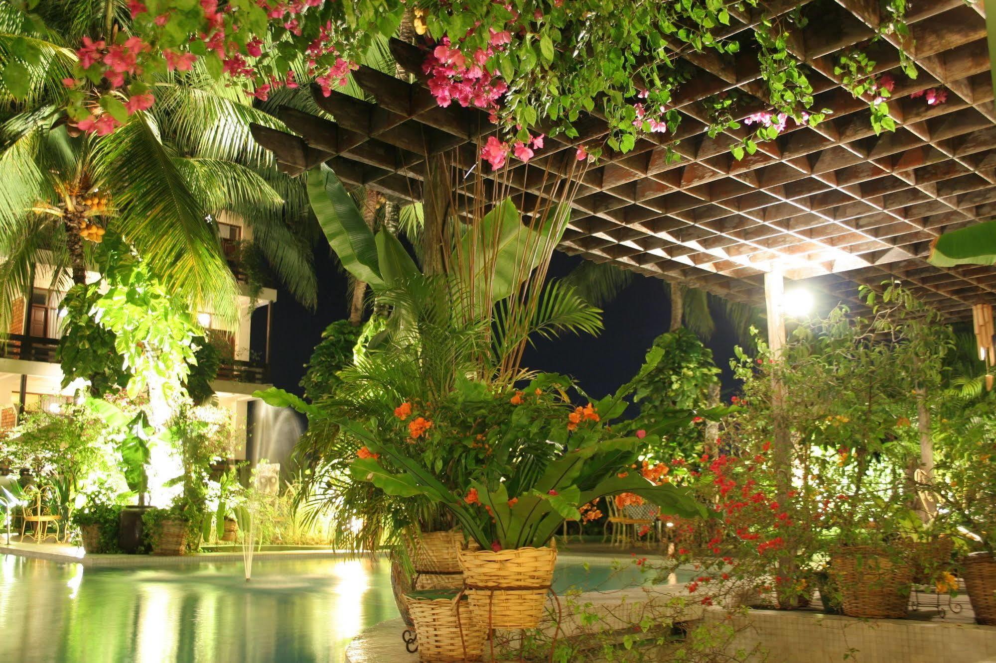 Mesra Business & Resort Hotel Samarinda Eksteriør bilde